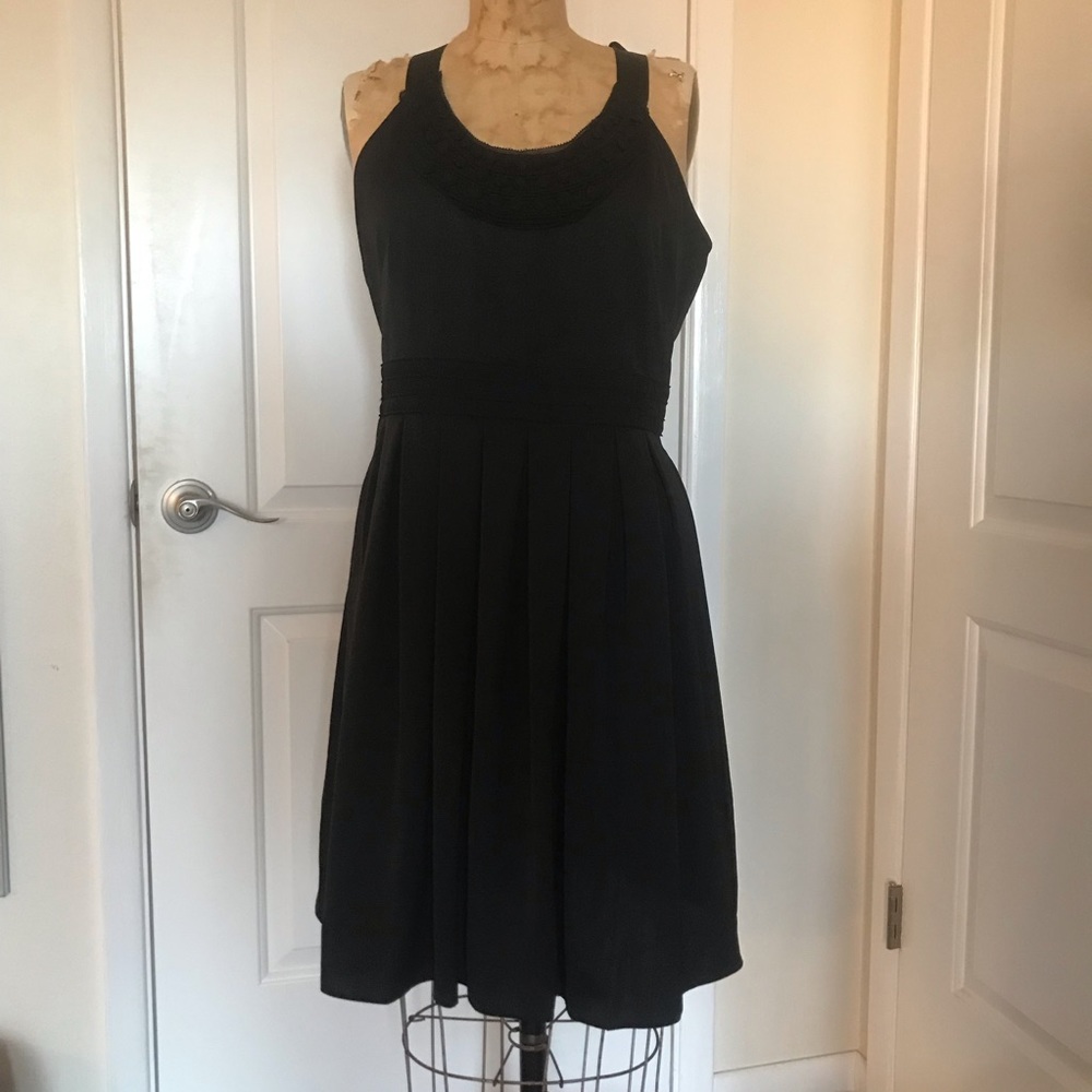 💫Loft Fit-n-Flare cocktail dress